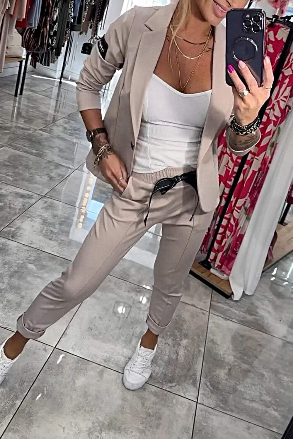 Julia's -Blazer With Pants